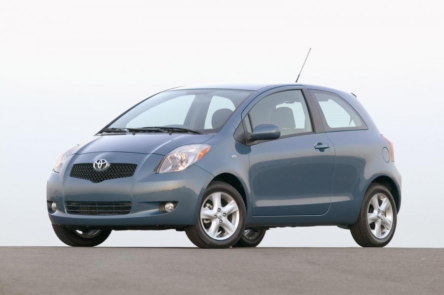  Toyota Yaris 2005 года  (фото 138 из 165)